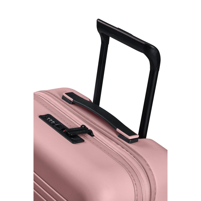 American Tourister Novastream Expanding 4 Wheeled Trolley Suitcase